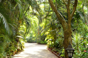  Palm Grove Cottages - Leisure Resort  Бенолим